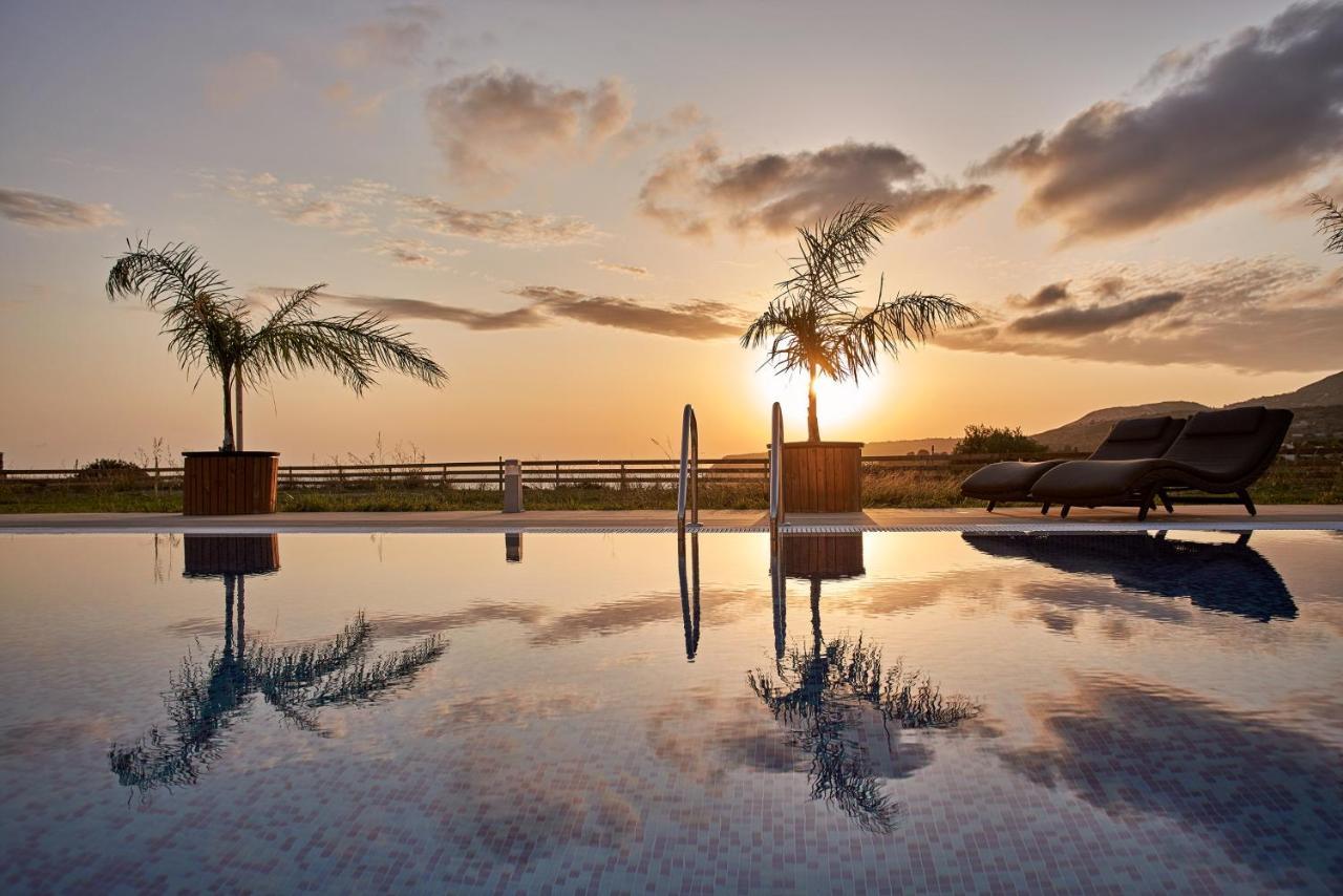 Saint Nicholas Villas Skala  エクステリア 写真